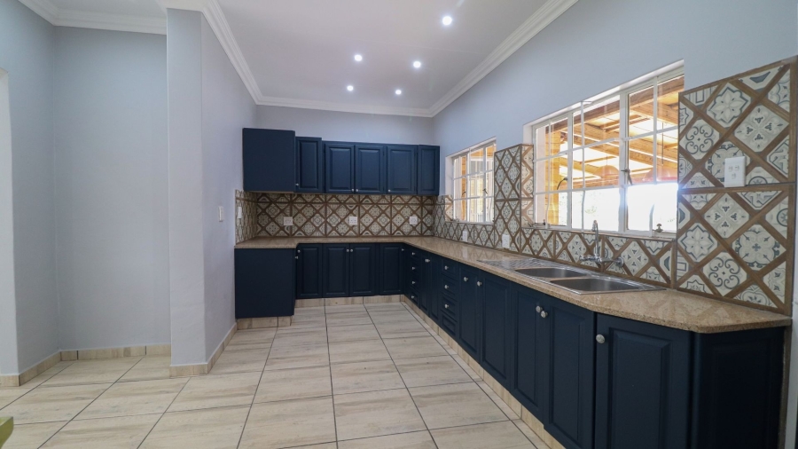 4 Bedroom Property for Sale in Protea Park North West